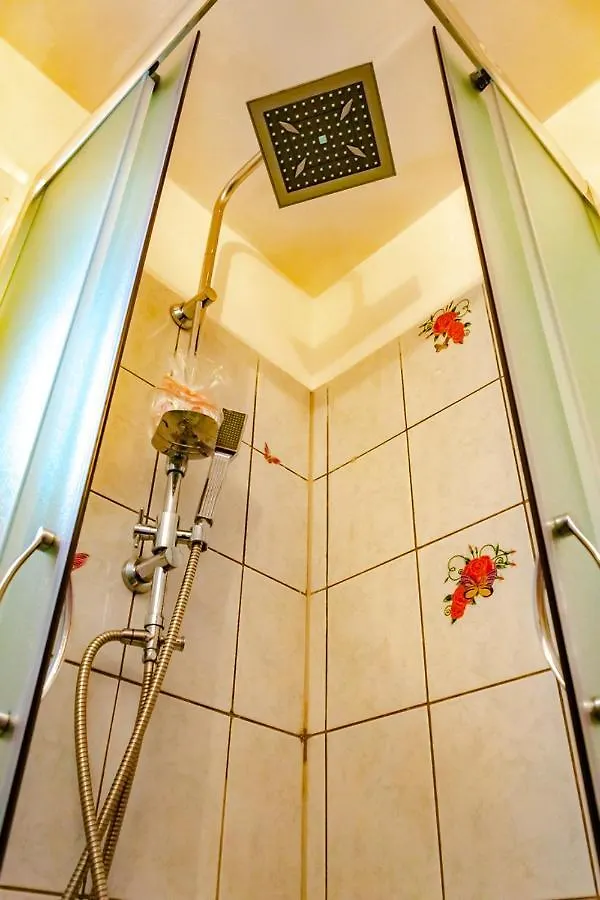 Apartmán Vacation Home Grill & Chill With 350M2 Garden With Bbq Novi Vinodolski Chorvatsko