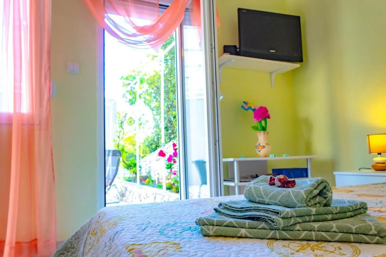 Vacation Home Grill & Chill With 350M2 Garden With Bbq Novi Vinodolski Croatia