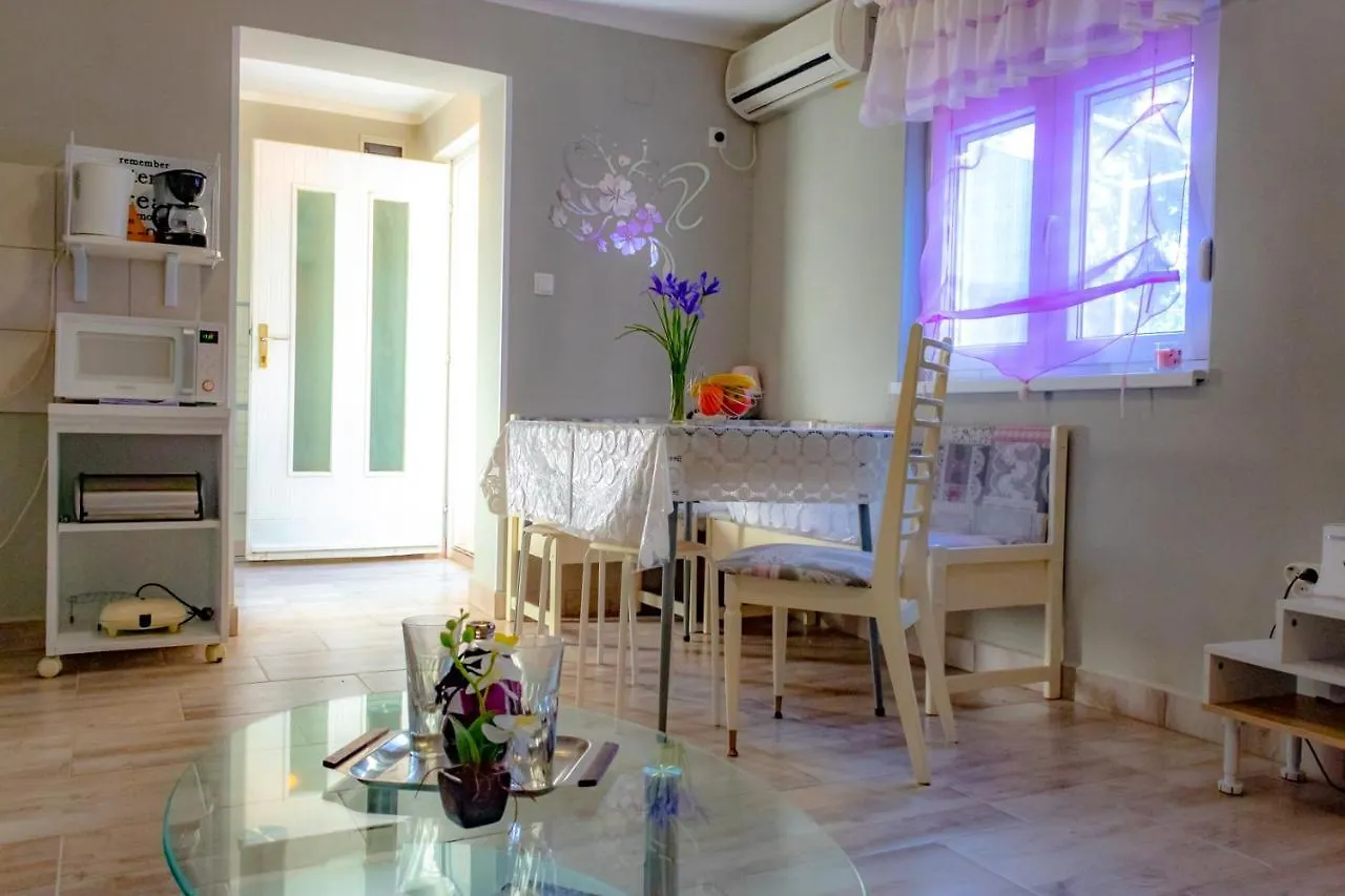 Vacation Home Grill & Chill With 350M2 Garden With Bbq Novi Vinodolski